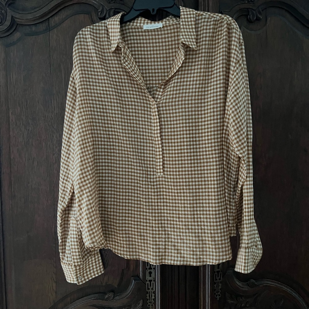 NEUFLORA brand GINGHAM 🤎🤍
Blouse
Organically made